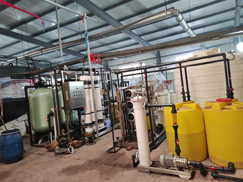 主营业务:反渗透设备/超纯水设备/超滤膜设备/纳滤膜设备/实验室膜分离设备/高级氧化设备/废水处理回用设备/低温蒸发设备/陶瓷膜设备/工业废水零排放/高浓度cod废水处理/高盐废水处理/食品废水处理/印染废水处理/半导体废水处理/超声波清洗废水处理/电镀废水处理/切削液废水处理/乳化液废水处理/垃圾渗滤液废水处理/重金属废水处理/